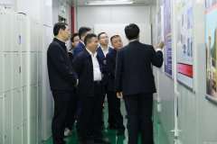 宜春市电子信息产业链招商小分队莅临开云手机站登录官网入口-开云(中国) 参观调研